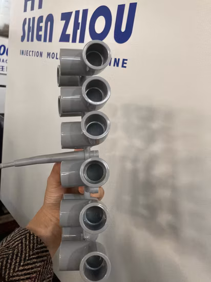 Instalación de tuberías de PVC que hace la máquina de moldeo por inyección Precio de fabricante